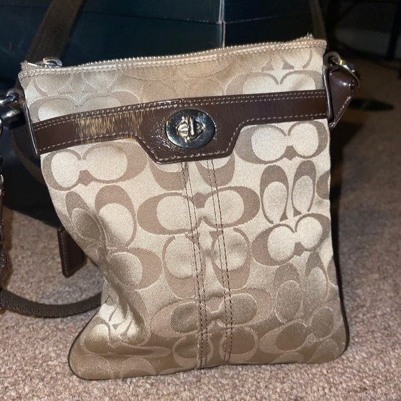 Coach Crossbody - Picture 2 of 2